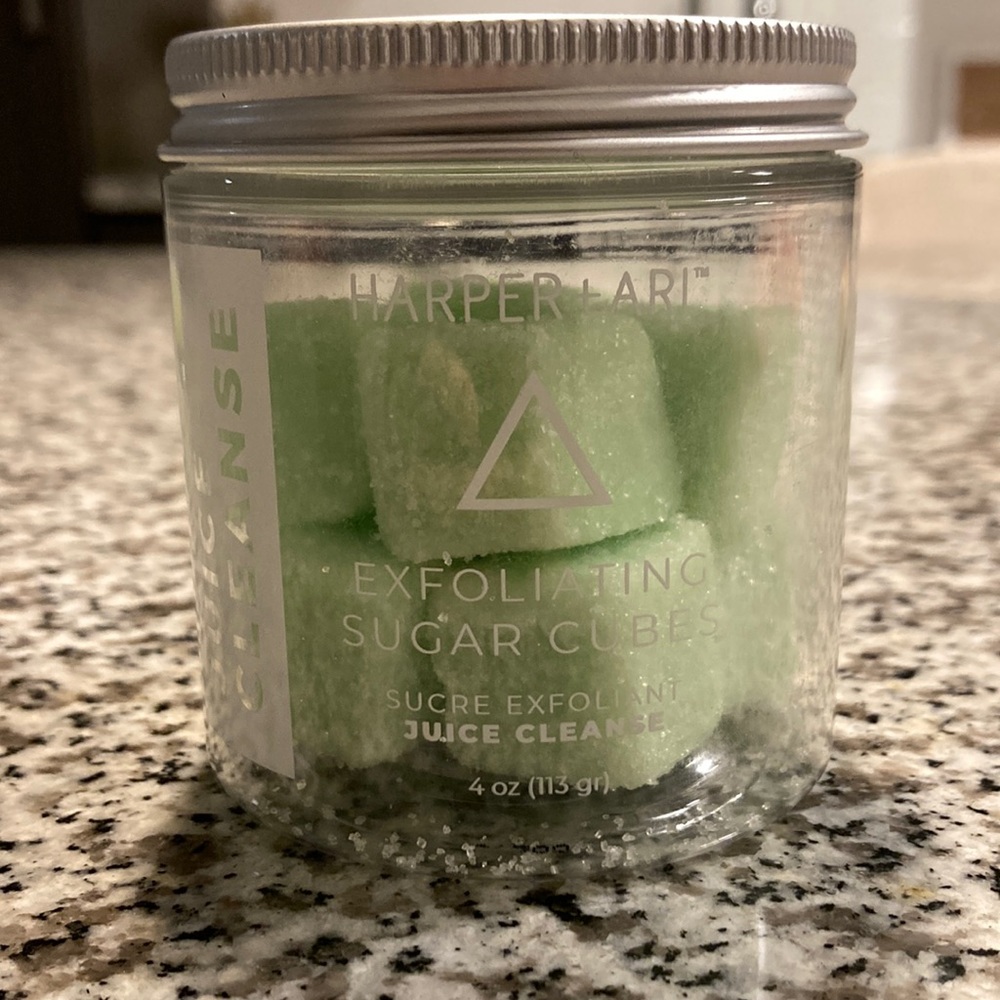 Harper + Ari Exfoliating Sugar Cubes
